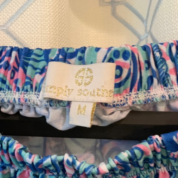 Like New Simply Southern Blouse - Picture 2 of 4